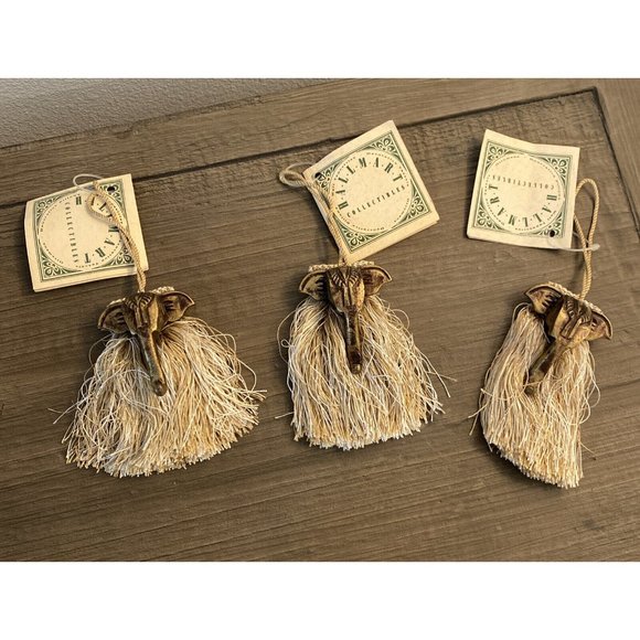 3 HALLMART COLLECTIBLES ELEPHANT KEY DOOR KEY DECORATIVE TASSELS NEW - Picture 1 of 12
